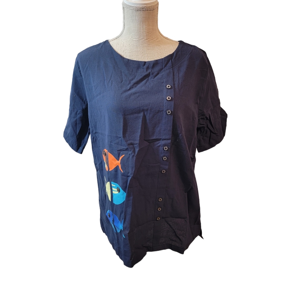 O-Necue Navy Blue Button Front Vintage Fish Short Sleeve Blouse Size 2XL NWT